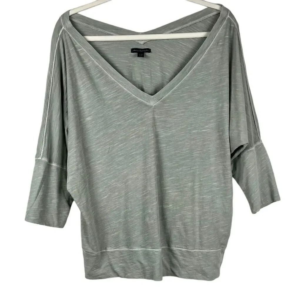 American Eagle Outfitters Gray V-neck Dolman 3/4 Sleeve Top XL